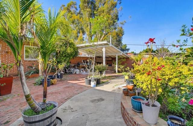 7098 Neri Drive, La Mesa, CA 91942