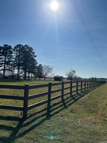 1924 Bettis Mountain Road, Quitman, AR 72131