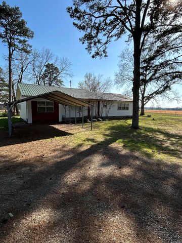 1924 Bettis Mountain Road, Quitman, AR 72131