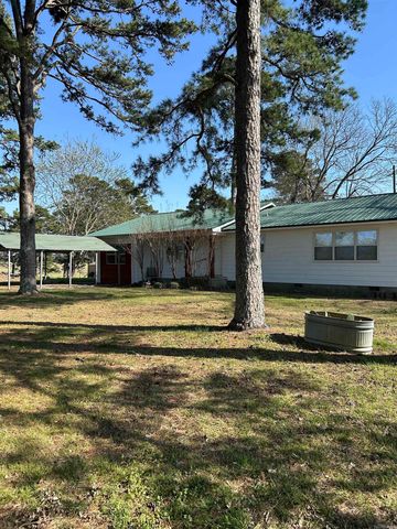 1924 Bettis Mountain Road, Quitman, AR 72131