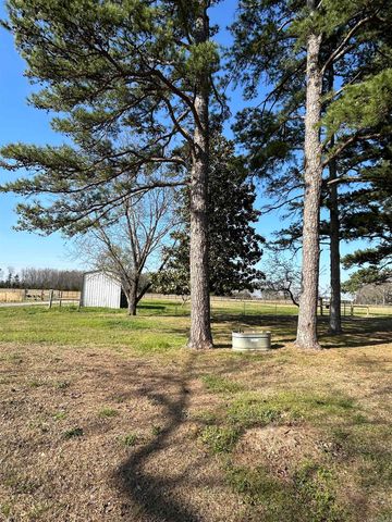 1924 Bettis Mountain Road, Quitman, AR 72131