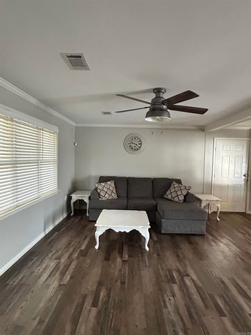 1924 Bettis Mountain Road, Quitman, AR 72131