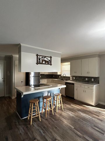 1924 Bettis Mountain Road, Quitman, AR 72131