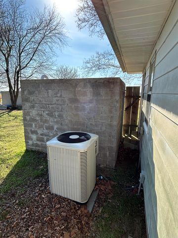 1924 Bettis Mountain Road, Quitman, AR 72131