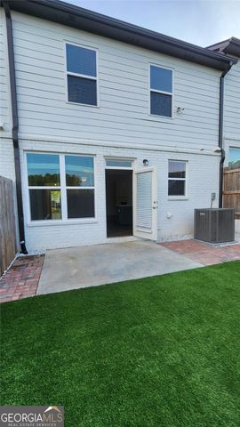 300 Auburn Valley Way, Auburn, GA 30011