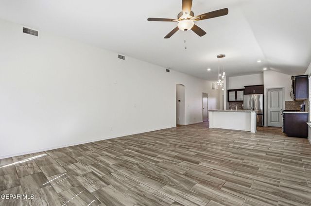 1177 Night Sky Street, El Paso, TX 79928