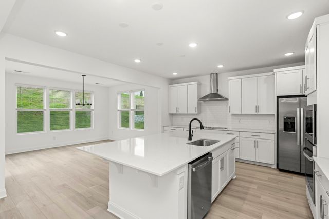 1557 Oak Springs Drive, Columbia, TN 38401