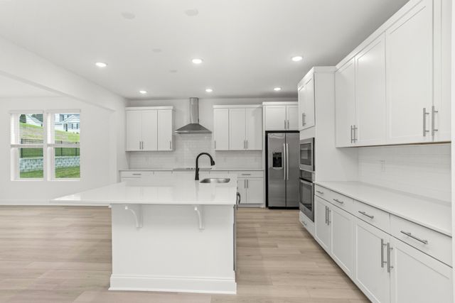 1557 Oak Springs Drive, Columbia, TN 38401