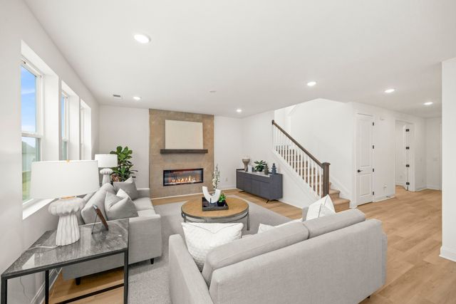 1557 Oak Springs Drive, Columbia, TN 38401