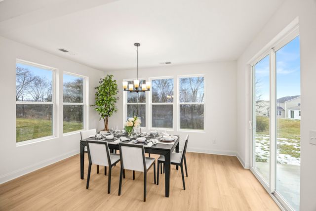 1557 Oak Springs Drive, Columbia, TN 38401