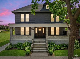 89 W Philadelphia Street 2, Detroit, MI 48202