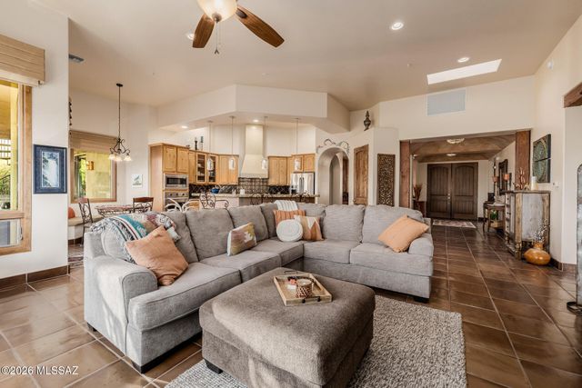 806 W Placita Quieta, Green Valley, AZ 85622