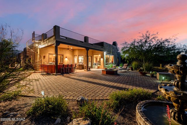 806 W Placita Quieta, Green Valley, AZ 85622