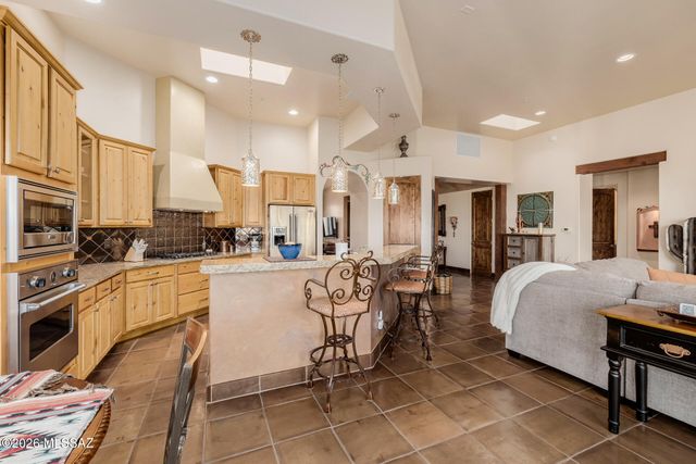 806 W Placita Quieta, Green Valley, AZ 85622