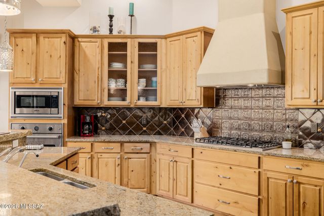 806 W Placita Quieta, Green Valley, AZ 85622