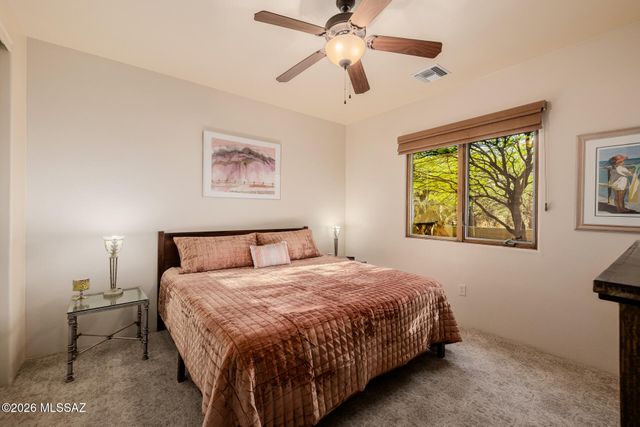 806 W Placita Quieta, Green Valley, AZ 85622