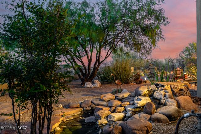 806 W Placita Quieta, Green Valley, AZ 85622