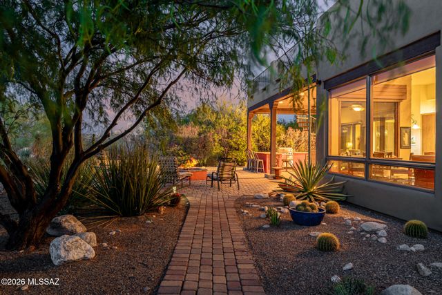 806 W Placita Quieta, Green Valley, AZ 85622