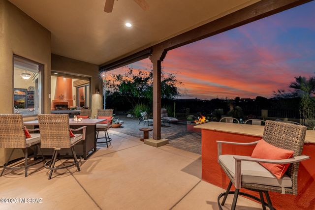 806 W Placita Quieta, Green Valley, AZ 85622