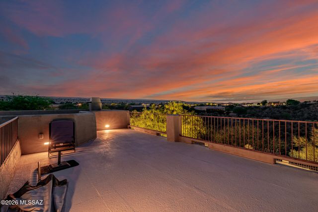 806 W Placita Quieta, Green Valley, AZ 85622