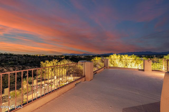 806 W Placita Quieta, Green Valley, AZ 85622