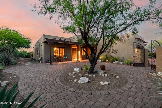 806 W Placita Quieta, Green Valley, AZ 85622