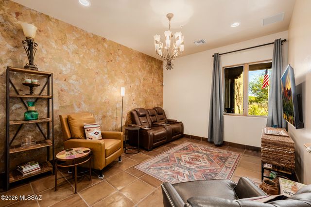 806 W Placita Quieta, Green Valley, AZ 85622