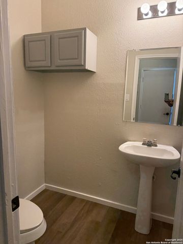 938 Canyon Ridge, San Antonio, TX 78227