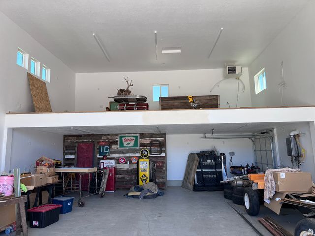 6082 W 5350 S, Hooper, UT 84315