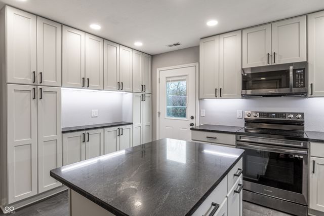 117 Tinker Trail, Greenfield, IN 46140