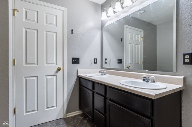 117 Tinker Trail, Greenfield, IN 46140