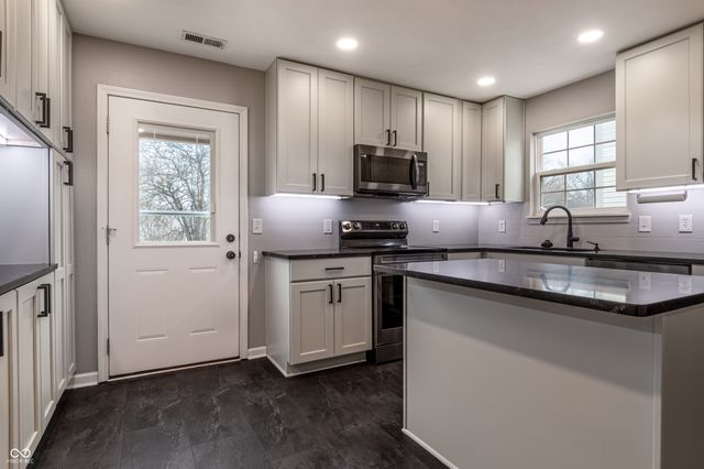 117 Tinker Trail, Greenfield, IN 46140