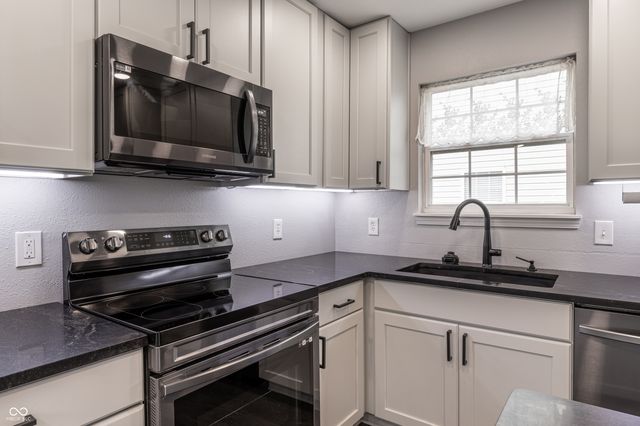 117 Tinker Trail, Greenfield, IN 46140