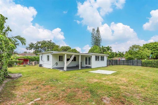 6050 SW 44th Ter, Miami, FL 33155