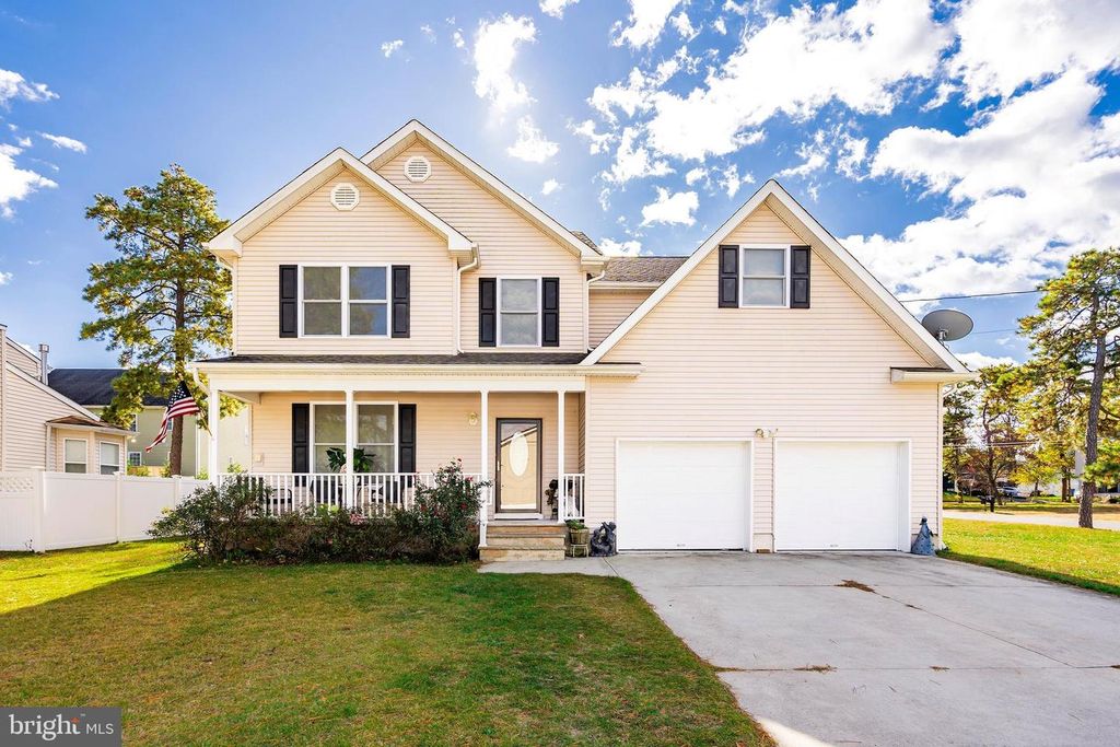 1200 WELLINGTON AVE, Toms River, NJ 08757