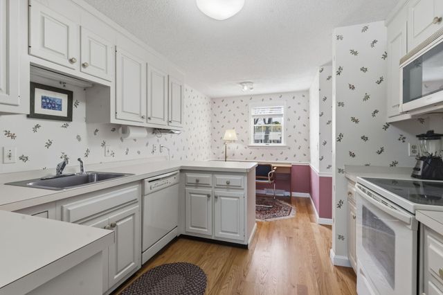 404 Admiralty Heights UNIT 404, Yarmouth Port, MA 02675