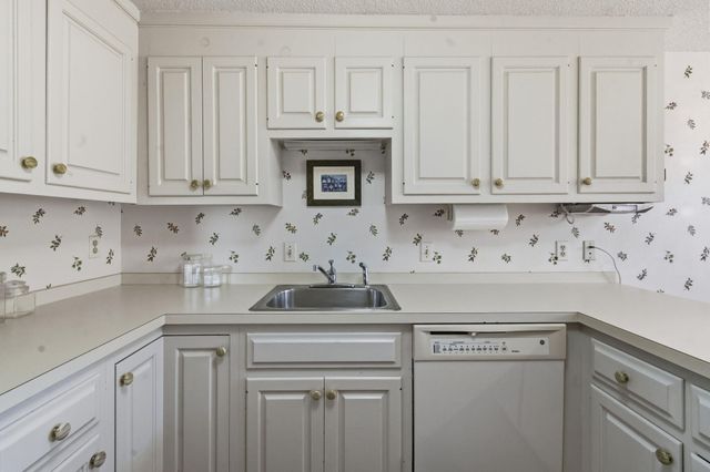 404 Admiralty Heights UNIT 404, Yarmouth Port, MA 02675