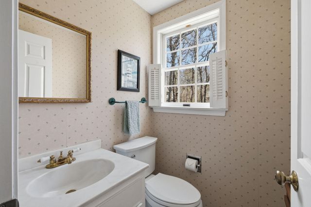 404 Admiralty Heights UNIT 404, Yarmouth Port, MA 02675