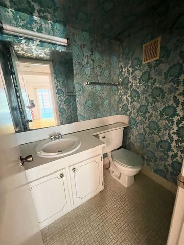 392 Grantham F 392, Deerfield Beach, FL 33442