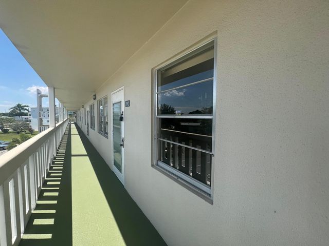 392 Grantham F 392, Deerfield Beach, FL 33442