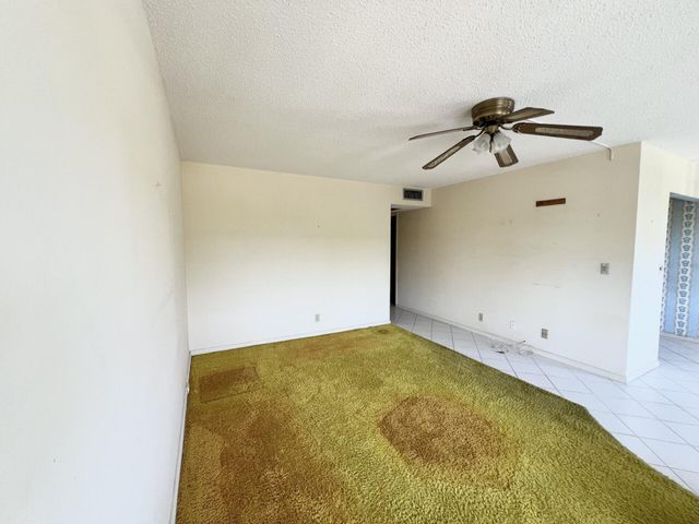 392 Grantham F 392, Deerfield Beach, FL 33442