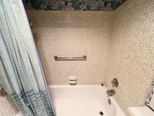 392 Grantham F 392, Deerfield Beach, FL 33442
