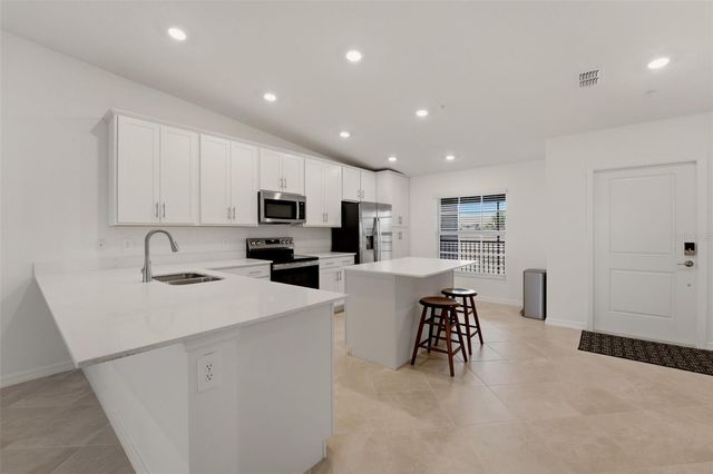 17535 OPAL SAND DRIVE 201, Venice, FL 34293