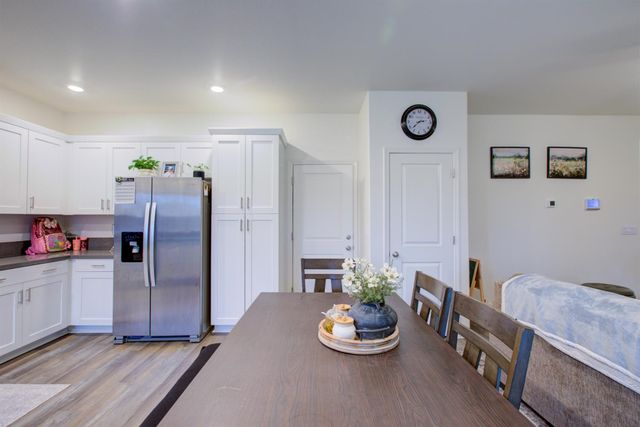 1479 Santini, Manteca, CA 95336