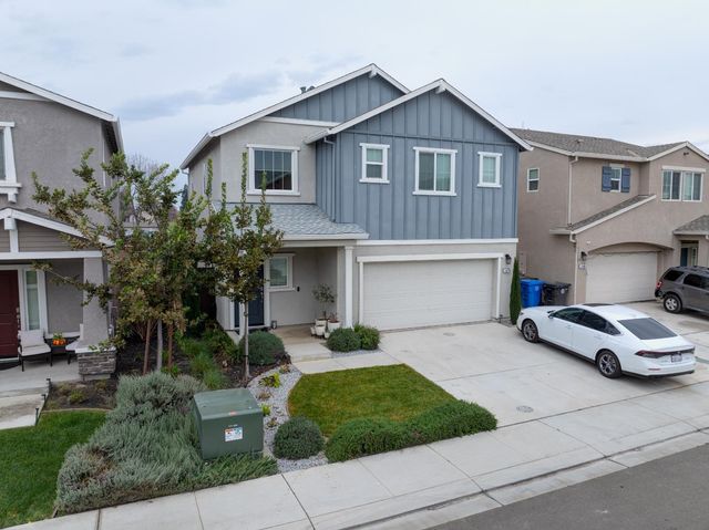 1479 Santini, Manteca, CA 95336