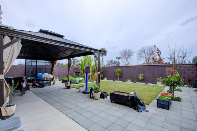 1479 Santini, Manteca, CA 95336