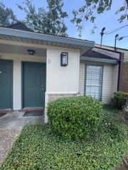 402 Lee Drive #7D, Baton Rouge, LA 70808