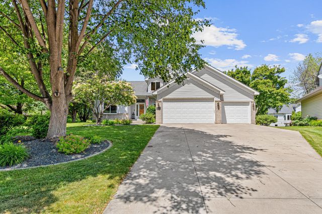 9832 Rosemill Circle N, Champlin, MN 55316