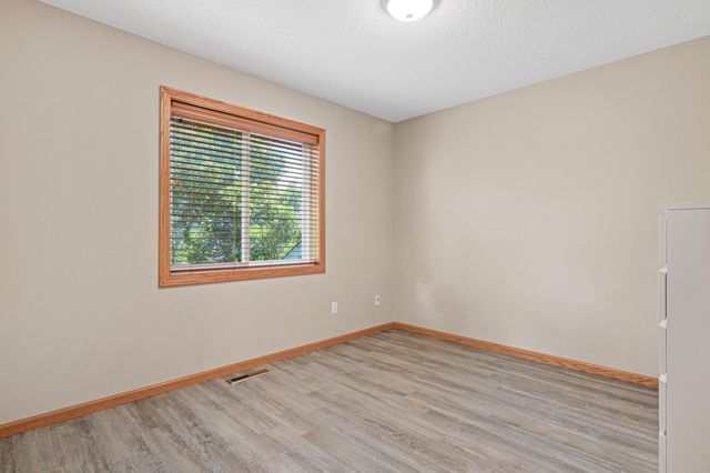 9832 Rosemill Circle N, Champlin, MN 55316