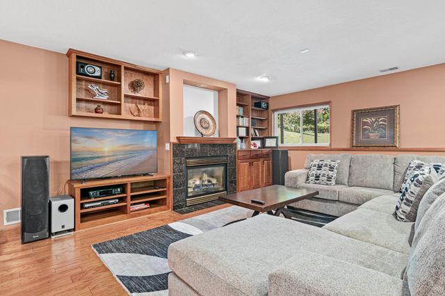 9832 Rosemill Circle N, Champlin, MN 55316